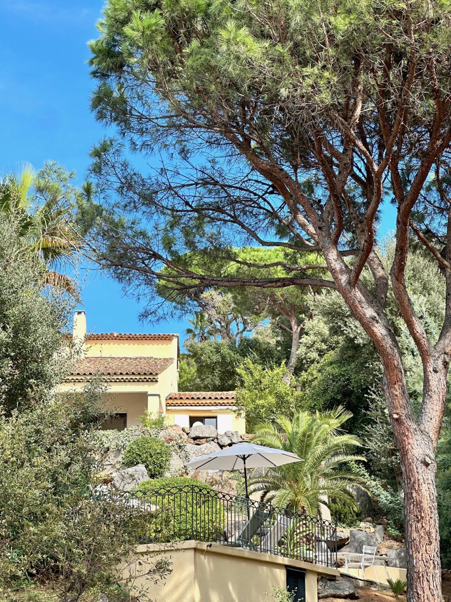 Villa Boca A Gigaro - Avec Vue Et Piscine Chauffee Ла Круа-Вальме Экстерьер фото